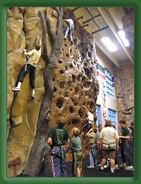 Wall Climb (4) * 2448 x 3264 * (8.63MB)